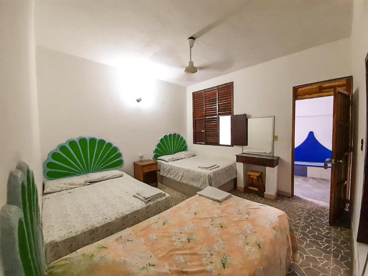 Hotel Naxhiely بويرتو إسكونديدو المظهر الخارجي الصورة